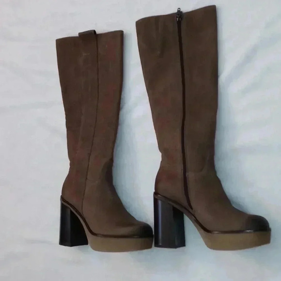 MANAS Leather platform heeled boots - Picture 4 of 11
